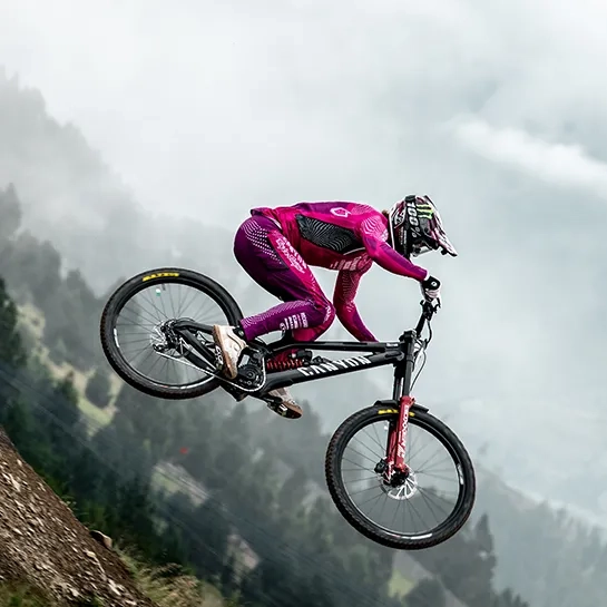 DHI UCI MTB